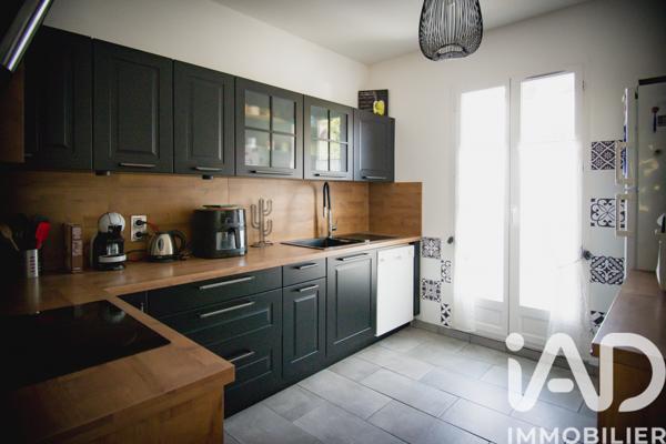 Maison à vendre 5 pièces 137 m² Carrières-sur-Seine