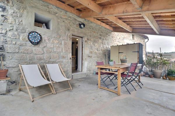 Appartement  4 pièce(s) 70 m2  st genest de beauzon