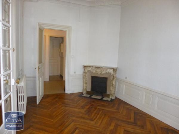 Appartement à louer 2 pièces 69.08m²