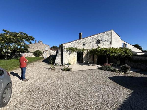 Maison à vendre |  Angeac-Charente |  6 pièces | 190 m²