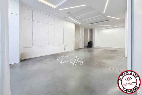 Bureau à vendre 3 pièces de 103 m²