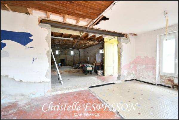 EXCLUSIVITE 1 MAISON A RENOVER DE 105 M2 ET 1 APPARTEMENT 3 PIECES DE 38 M2 MIRAMONT DE GUYENNE (47)