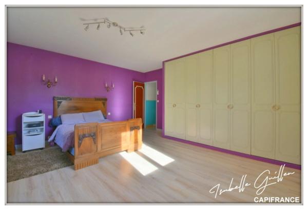 Maison de village 4 pièces CHATEAUMEILLANT (18)