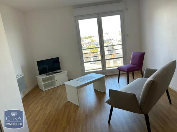 Appartement à louer 2 pièces 51.91m² Le Mans (72000)