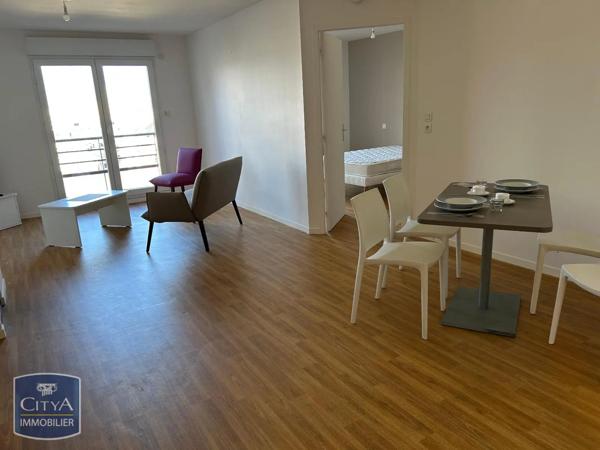 Appartement à louer 2 pièces 51.91m² Le Mans (72000)
