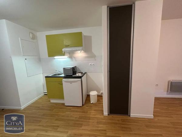 Appartement à louer 2 pièces 51.91m² Le Mans (72000)
