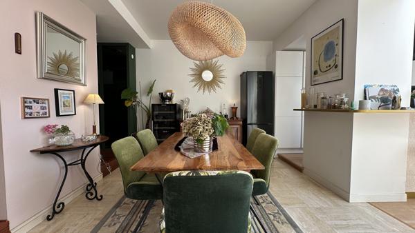 MAISON BOURGEOISE AVEC GARAGE ET STUDIO INDÉPENDANT - COLIGNY LA ROCHELLE