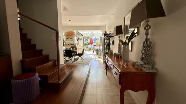 MAISON BOURGEOISE AVEC GARAGE ET STUDIO INDÉPENDANT - COLIGNY LA ROCHELLE