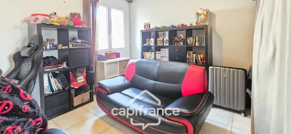 Maison à vendre 5 pièces + piscine SOLLIES VILLE (83)