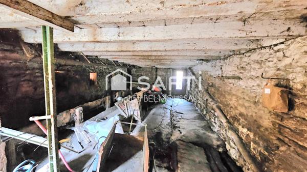 Grange en excellent état avec terrain et cave voûtée – Virieu-le-Grand