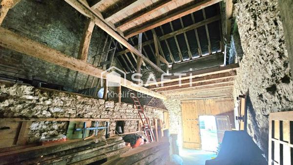 Grange en excellent état avec terrain et cave voûtée – Virieu-le-Grand