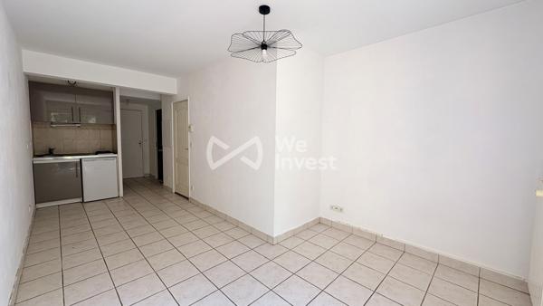 EN EXCLUSIVITÉ : Appartement 2 pièces avec terrasse et parking