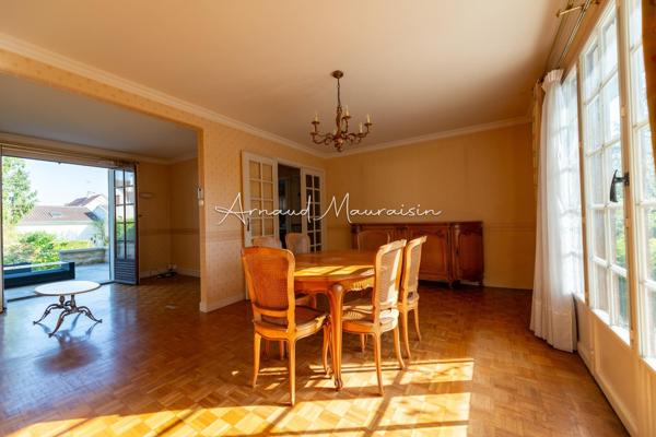 Maison familiale à fort potentiel au calme !