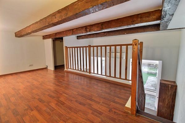 MARSEILLE 8 - LE ROUET - VASTE STUDIO EN REZ-DE-JARDIN - AU CALME ABSOLU -