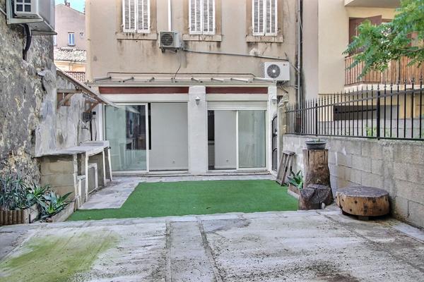 MARSEILLE 8 - LE ROUET - VASTE STUDIO EN REZ-DE-JARDIN - AU CALME ABSOLU -