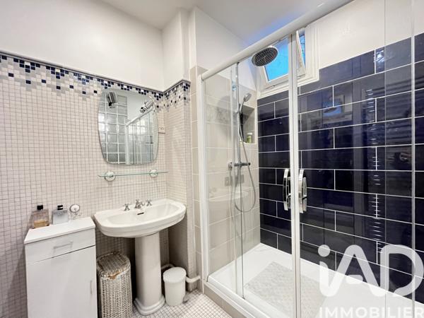 Appartement à vendre 3 pièces 63 m² Paris 10