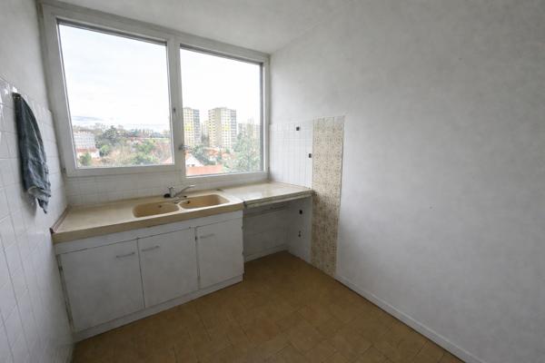À vendre : Appartement 3 pièces à BRON - Exclusivité BOZINE Immobilier , Bron