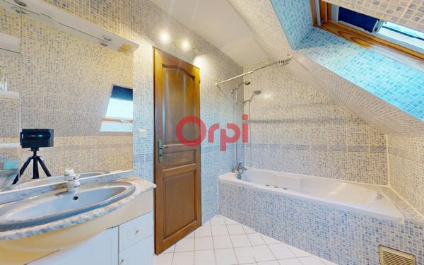 Maison à vendre    5 pièces • 124,29 m2 Gagny