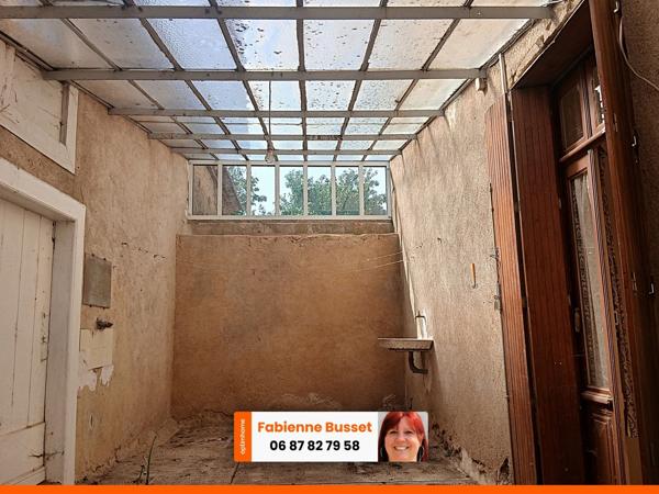 A Vendre sur MILLAC (86150) - Maison de 85 m² habitables + combles aménageables - Comprenant 5 pièces