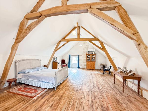 DEPT DE LA VIENNE (86) Maison de Village à vendre 5 pièces 123.83 m2 terrain 1490 m2 à BEAUMONT ST CYR (86)