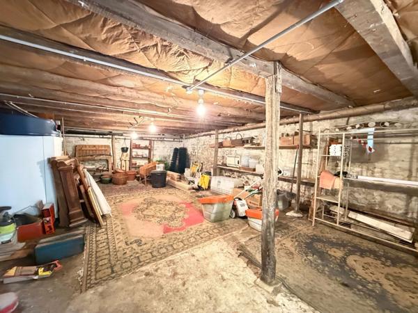 DEPT DE LA VIENNE (86) Maison de Village à vendre 5 pièces 123.83 m2 terrain 1490 m2 à BEAUMONT ST CYR (86)