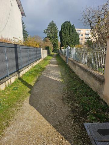 Terrain Bourg En Bresse 871 m2