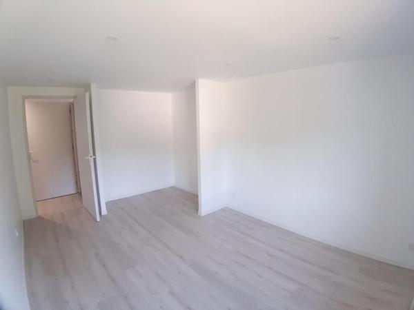 Location Appartement 2 pièces 79 m² - ÉTival-clairefontaine 88480