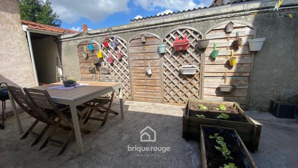 Maison 1930 rénovée 3 chambres - cour - terrasse aérée