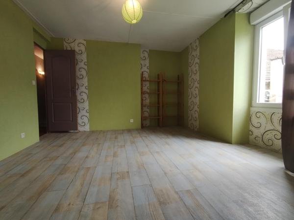 Maison de 120m² située à BUSSIERES LES BELMONT