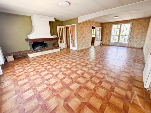 Maison Sainte Geneviève Des Bois 7 pièces 170m2