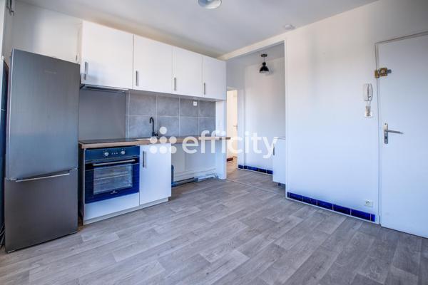 Immeuble 11 pièces - 230 m²