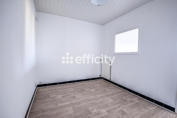 Immeuble 11 pièces - 230 m²