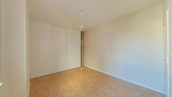 Appartement 1 pièce                                        - 42100 Saint-Étienne Réf : 12645