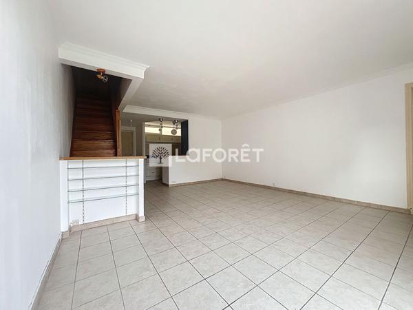 Location appartement près de SAINT CYR L ECOLE - 4 pièce(s) - 89 m² - 1 500 €/mois