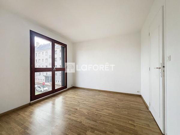 Location appartement près de SAINT CYR L ECOLE - 4 pièce(s) - 89 m² - 1 500 €/mois