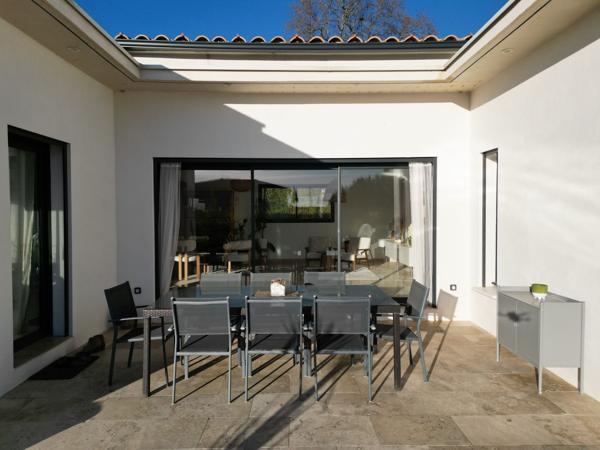 Vente Maison de luxe Uzès 5 Pièces 222 m²