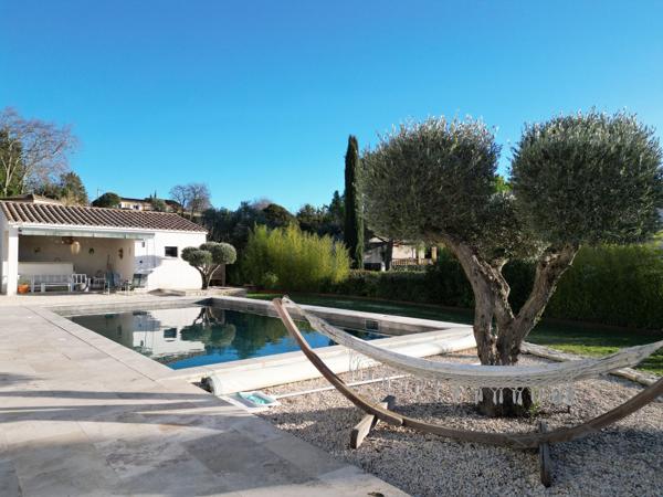 Vente Maison de luxe Uzès 5 Pièces 222 m²