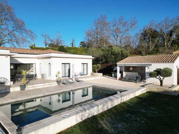 Vente Maison de luxe Uzès 5 Pièces 222 m²