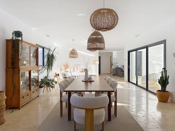 Vente Maison de luxe Uzès 5 Pièces 222 m²