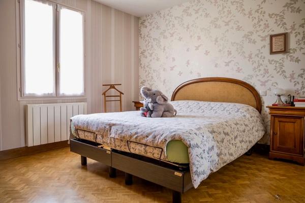 Maison individuelle familiale avec sous-sol et jardin sans vis-à-vis
