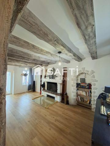 Maison de caractère proche de toutes commodités