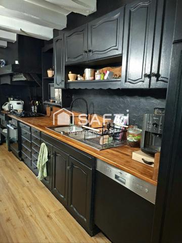 Maison de caractère proche de toutes commodités