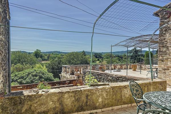 Vente Maison de luxe Uzès 8 Pièces 600 m²