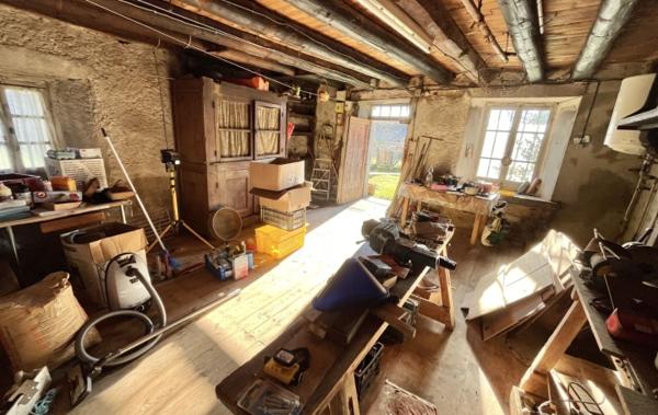 Vente Maison avec grange et jardin à rénover Les laubies   