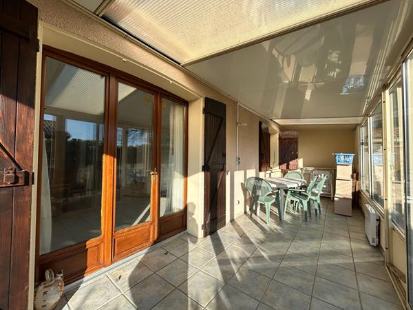 Maison à Carcassonne avec garage et jardin