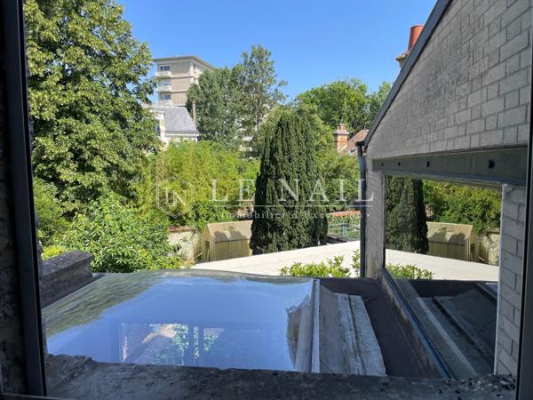 Villa de style Art Nouveau avec jardin à Fontainebleau