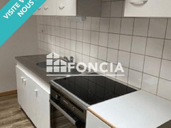Location Appartement 3 pièces 63.3 m² - 22 BIS GRANDE RUE La Rochefoucauld 16110