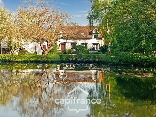 Maison à vendre 6 pièces 138m² TORCE EN VALLEE (72) - 3/4 chambres + appartement, Etang, bassin sur parc paysagé de 8500m²