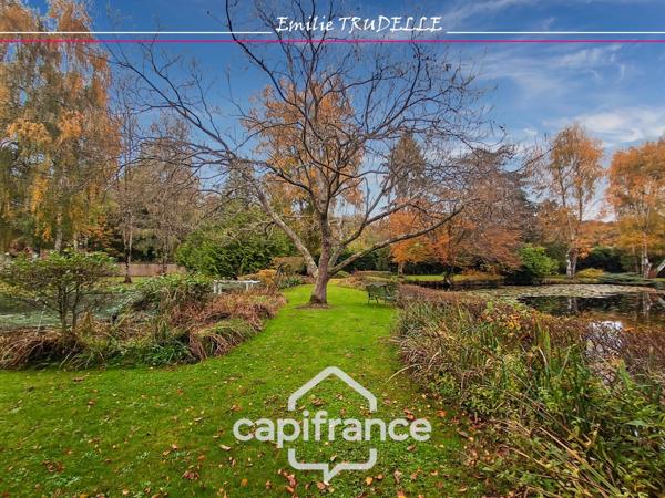 Maison à vendre 6 pièces 138m² TORCE EN VALLEE (72) - 3/4 chambres + appartement, Etang, bassin sur parc paysagé de 8500m²