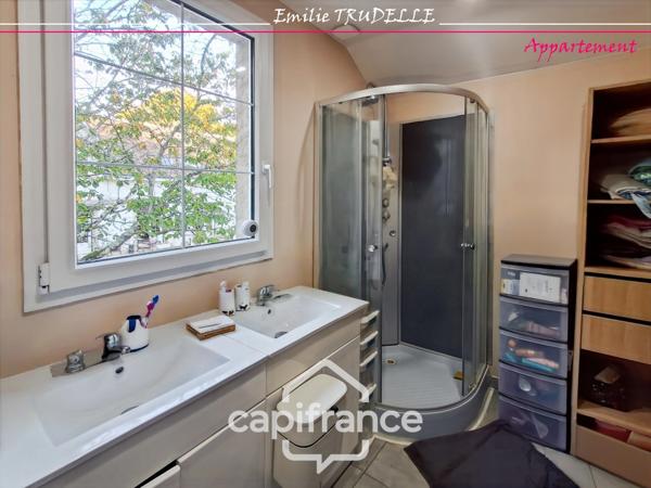 Maison à vendre 6 pièces 138m² TORCE EN VALLEE (72) - 3/4 chambres + appartement, Etang, bassin sur parc paysagé de 8500m²